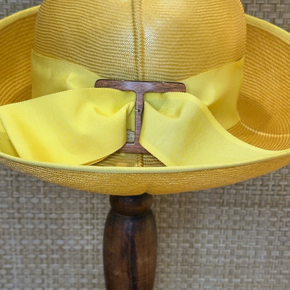 🌟2xHP🌟VTG 1950s-60s Canary Yellow Parasisal Fine Straw Boater Hat by The May Co. - Picture 6 of 12